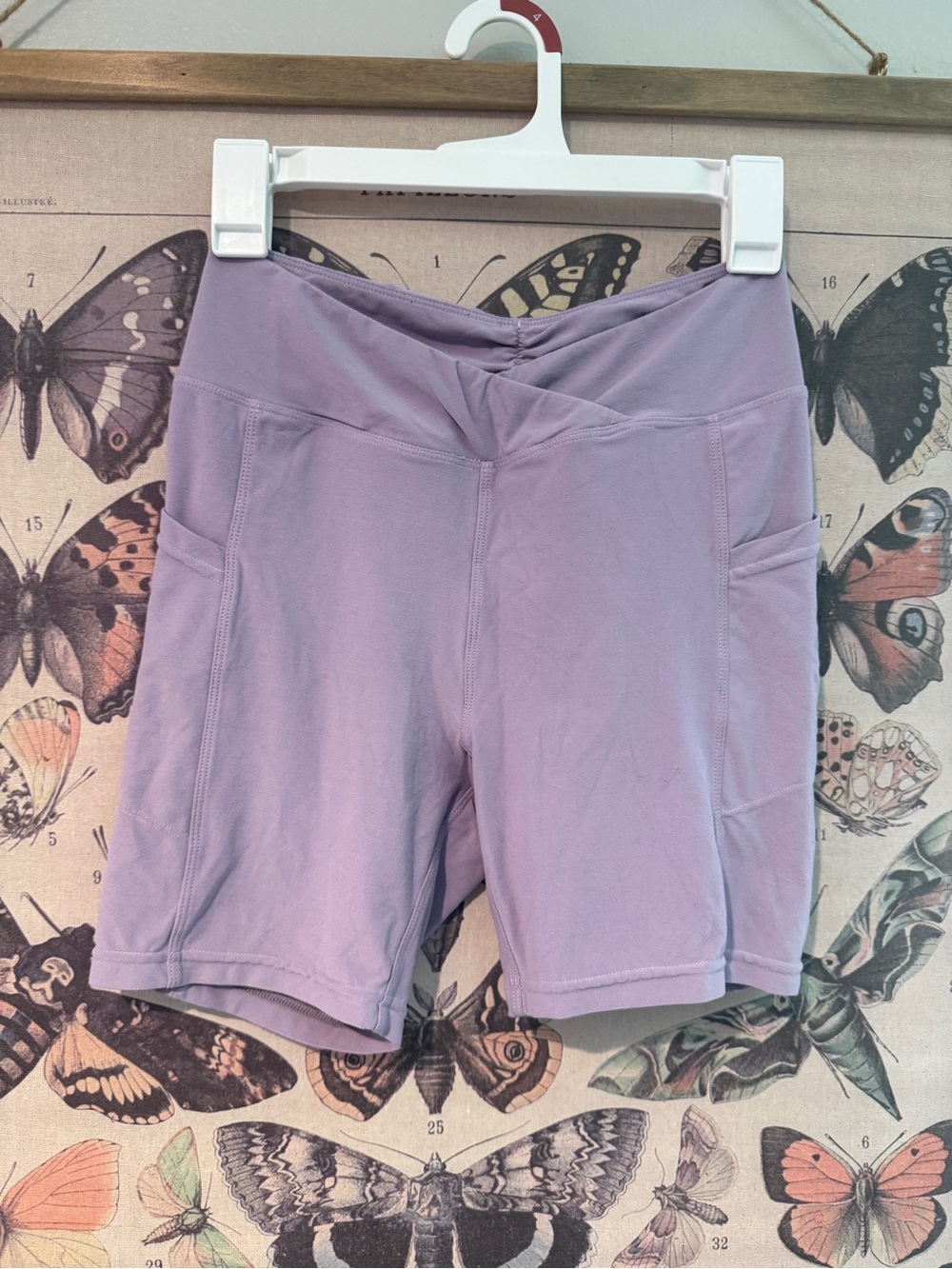 WOLVEN Women’s Lavender Crossover Waist Bike Shorts